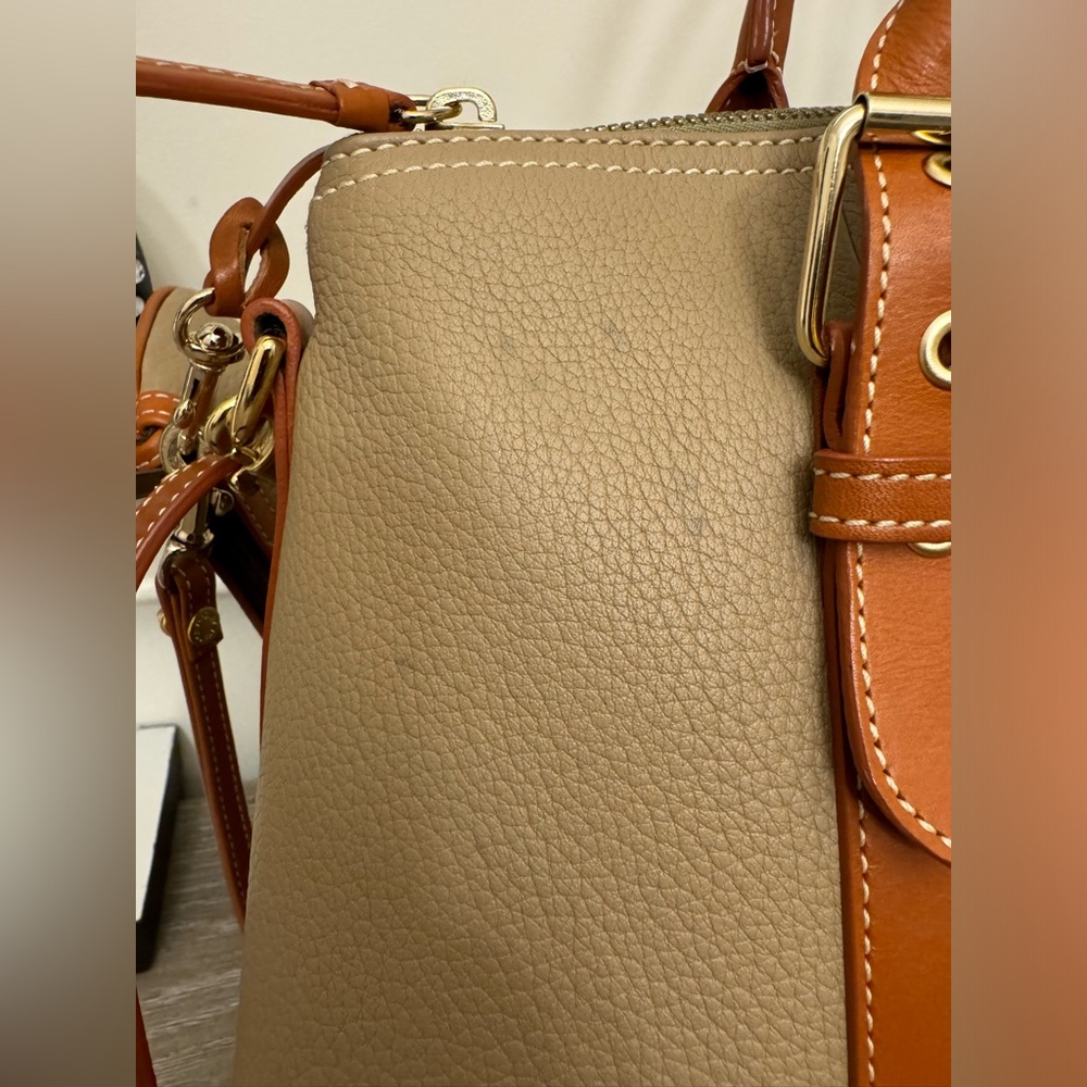 D&B Tote - Picture 13 of 15